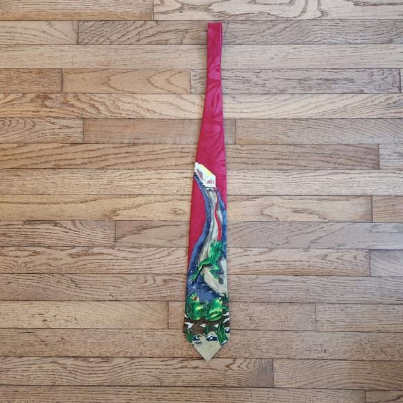 Anheuser-Busch Men's Frog Tie - Picture 7 of 10